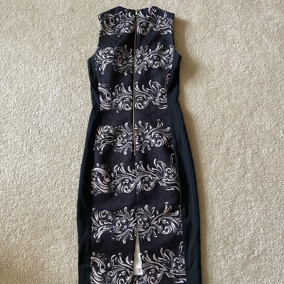 H&M black and beige damask sheath sleeveless dress with rear slit size 8 - Picture 2 of 4